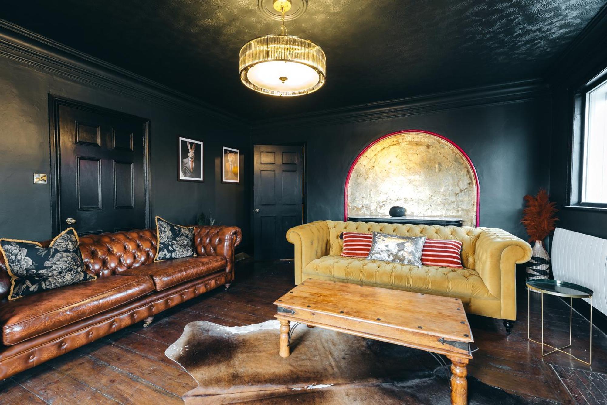 House With A Cinema And Games Room, Sleeps 17 Shrewsbury Bagian luar foto