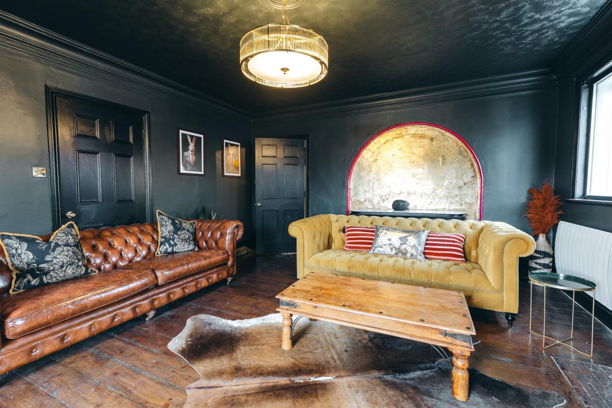 House With A Cinema And Games Room, Sleeps 17 Shrewsbury Bagian luar foto